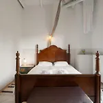Guest house Xenonas Ouranogeiton 3*