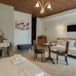Guest house Xenonas Ouranogeiton 3*