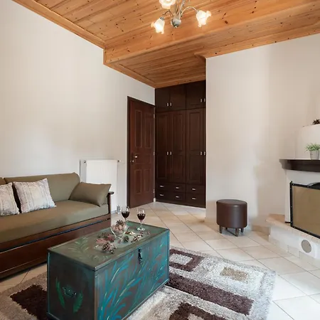 Guest house Ouranogiton 3*