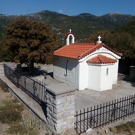 Ouranogiton Guest house 3*