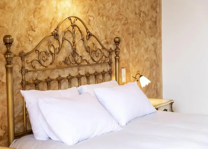 Xenonas Ouranogeiton 3* Kosmás