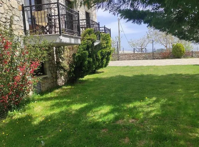 Gasthof Xenonas Ouranogeiton 3*