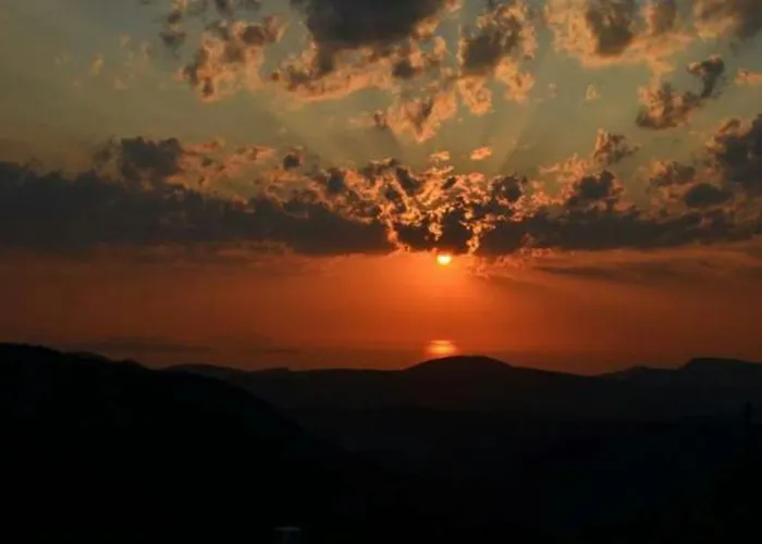 Xenonas Ouranogeiton 3*